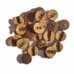 Ekta Enterprise Natural Coconut Shell Wooden Button 2 Holed Buttons for Designer Collection of Ethnic Ware, Sewing, DIY Art and Craft Pack of 100 (Design, Middle Impression)