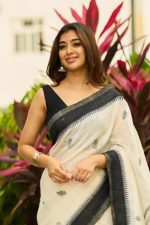 Pujia Mills Women's Soft Linen Slab Sarees with Jaquard Work with Unstitched Blouse Piece - Image 6