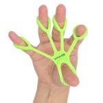 STRAUSS Hand Grip Strengthener | Hand Exercise Equipment | Ergonomic Design Comfortable Grip | Silicone Griper Exercise Accessory | Washable & Portable | Finger Exerciser (Green)
