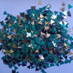 NNJ GROUP 500 Pcs Triangle Shape Mirror Kit for Craft, Lippan Art, Jewellery, Sewing, School Project for Children, 10mm Glass Mirror 1 Free Fabric Glue Cone