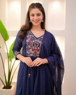 KLOSIA Women Embroidery Solid Anarkali Kurta and Pant Set with Dupatta - Image 2