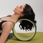 Fitness Mantra® Yoga Wheel For Men & Women| Backbends, Stretching, Exercise| Exercise Roller| Yoga Equipment| Army + Lemon| - Image 4