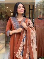 MEERA FAB Women Floral Printed Pure Cotton Straignt V-Neck Kurta with Trousers & Dupatta - Image 3